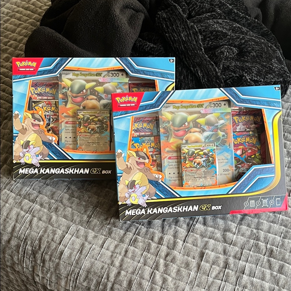 Pokemon Mega Kangaskhan EX Box - Blue and Red Trading Cards